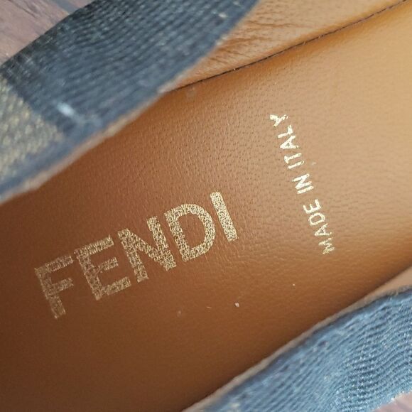 Fendi Womens Black Brown Chic Feminine Leather Classic Ballet Flats Size 38 - Picture 9 of 9